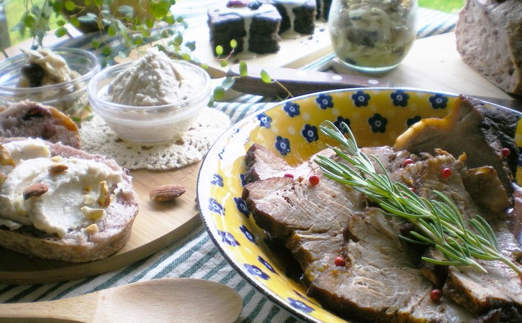 お家バルを楽しむ!簡単絶品♡豚肉の赤ワイン煮&他3品