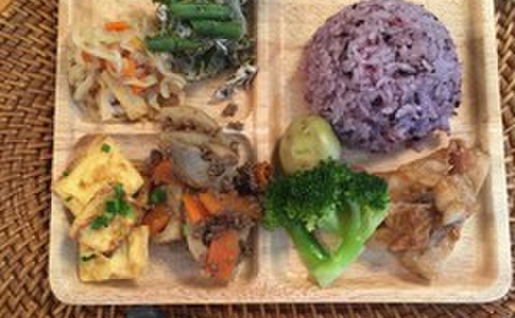 リクエスト☆お惣菜でワンプレートご飯☆バラのアップルパイ☆