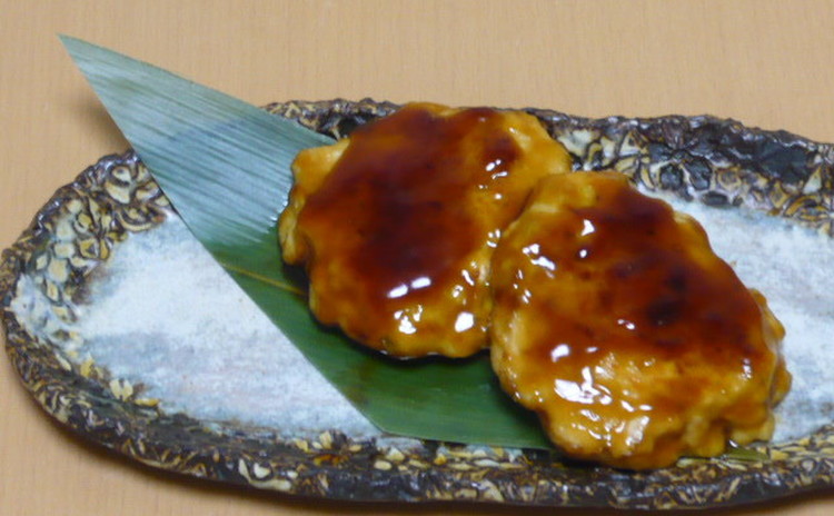 海老と茄子の炒め煮 鶏つくね キノコと菊菜の和え物 ふき土佐煮