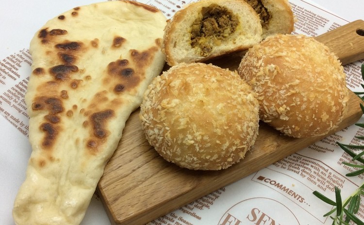 10分で出来る!きのこのキーマカレーで「焼きカレーパン&簡単ナン作り」