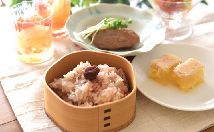 とにかく簡単で美味しい、梅シロップと梅干しを使って、梅尽くし弁当作り!