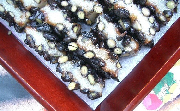 💛トックを作りませんか💛こりこり黒豆たっぷりの餅~コンチャルピョン