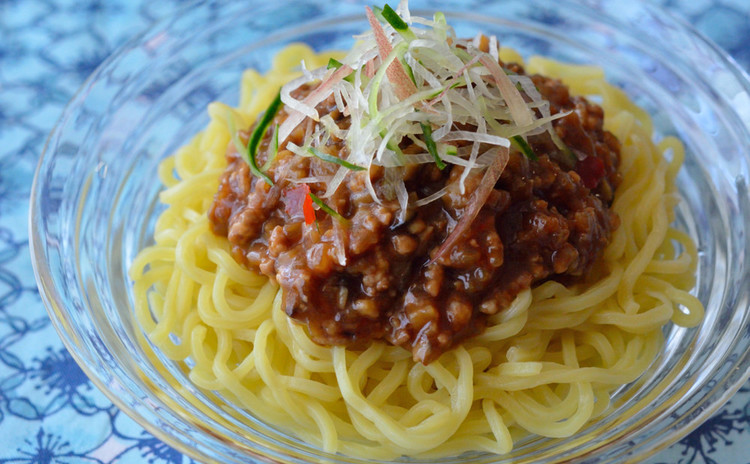 定番にしたいジューシー餃子&ジャージャー麺も♪おうち中華の献立です♪