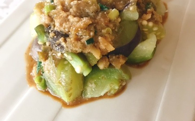 中華風クレープ(腸粉)とごはんがすすむ中華