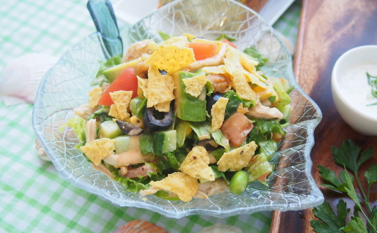夏のカリフォルニア風シーフード料理 フィッシュタコスなど