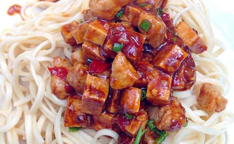 腸粉、上海冷麺、上海焼きそば、家常豆腐、山竹牛肉球