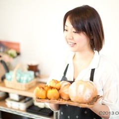 安達 のりこ