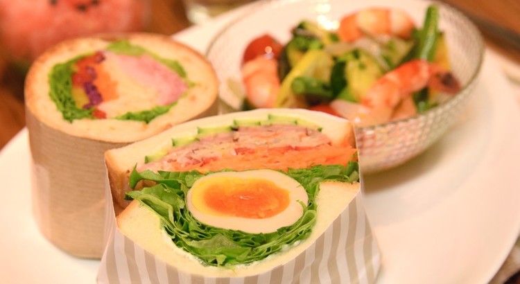 お店で売っているようなサンドイッチが作れる!夏の豪華おもてなしメニュー