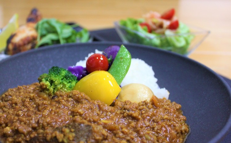 灼熱のインドカレー&本格タンドリーチキンで勝負料理!