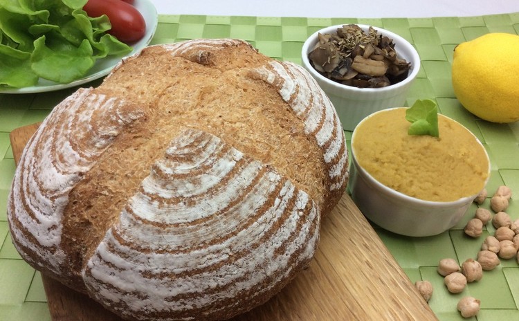 【野生酵母】石臼全粒粉カンパーニュで「フムスのサンドイッチ」 作り