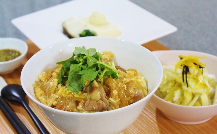 日程再追加!感激のふわとろ親子丼でスタミナ補給!