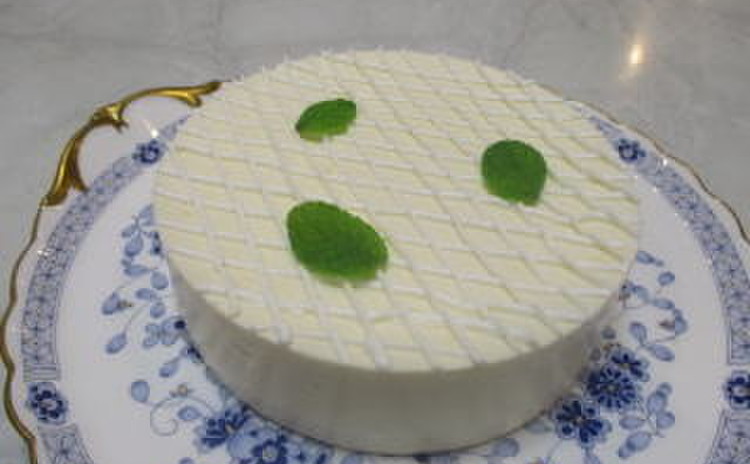 糖質制限でレアチーズケーキ作り!爽やかなレモンチーズケーキです!