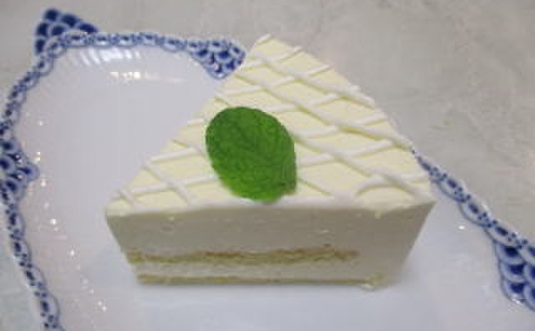 糖質制限でレアチーズケーキ作り!爽やかなレモンチーズケーキです!