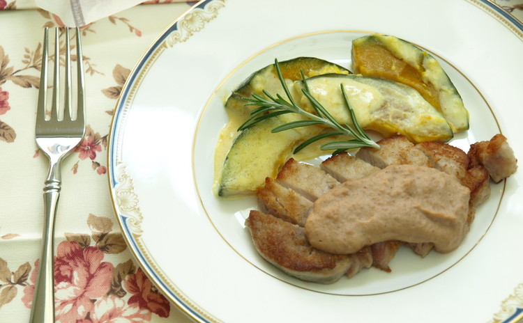 オバケ白パンと肉料理、付合せ、デザートの欲張りレッスン♪