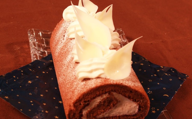 新しい発見!?ほっくりマロンとベリーのふわふわロールケーキ