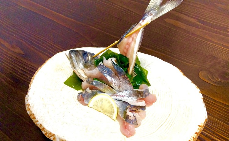 食卓を豪華に 鯵の姿造りやなめろう作りに挑戦