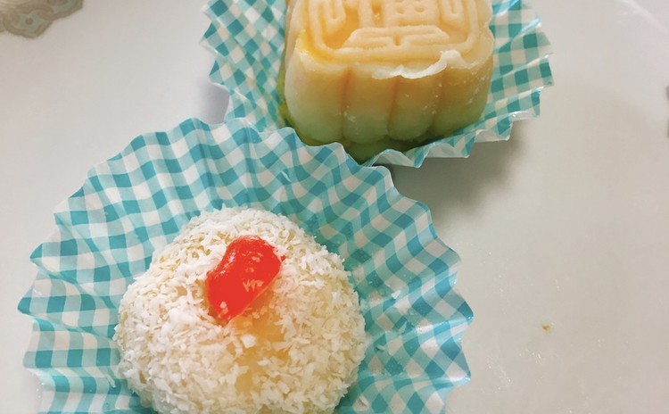 蒸し餃子、鶏肉オーブン焼き、ココナッツ団子、カスタード冷たい月餅、春餅