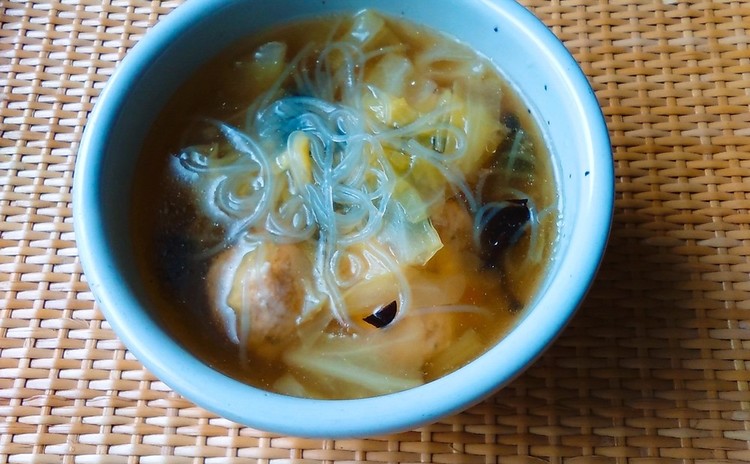 寒い季節にピッタリ!スープ5種類。ギリシャ、アメリカ、中華等。