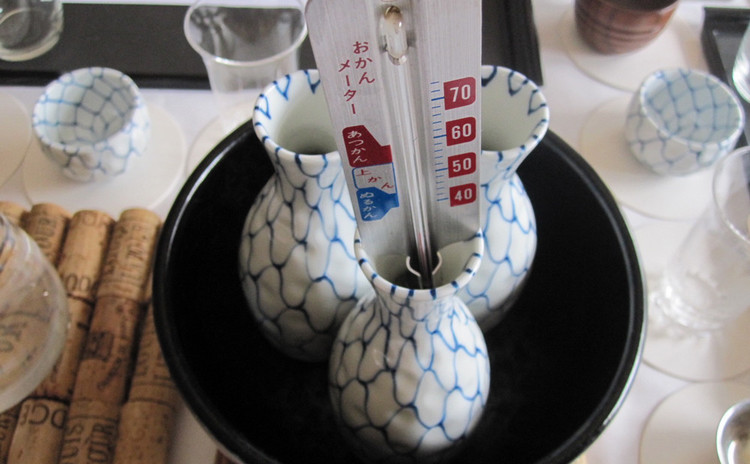 冬のお楽しみ!燗酒と酒粕を楽しみましょう!