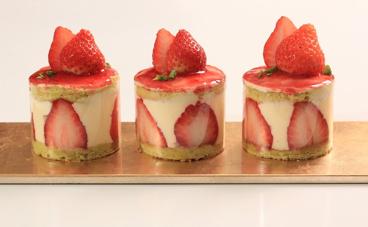 フレジェ~春を感じるイチゴでフランス版ショートケーキを