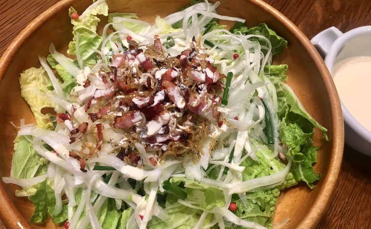 ひとりでもみんなでも。旨味たっぷりケール鍋