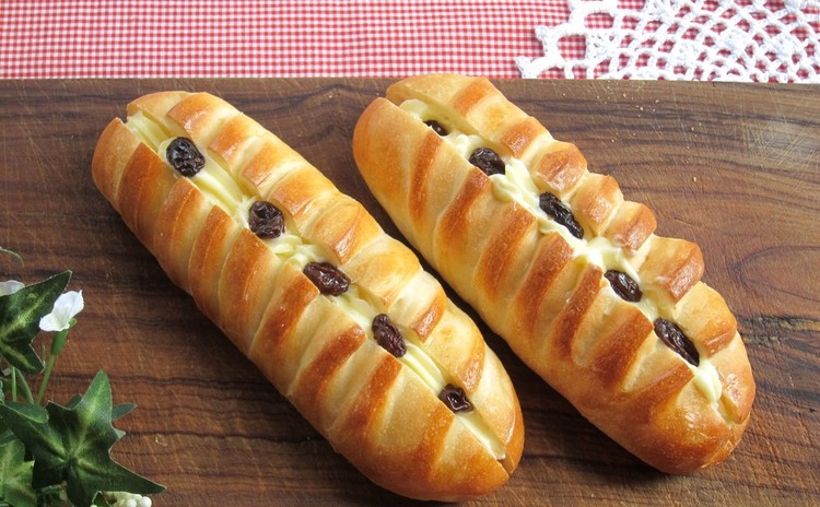 シマシマ模様が可愛い!ヴィエノワサンドとくるみパン ホシノ天然酵母で