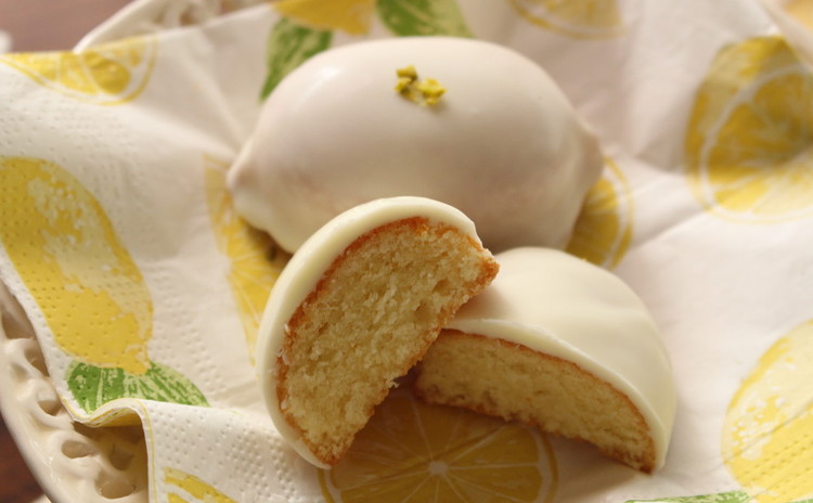レモンケーキ&玉ねぎとベーコンのピザ