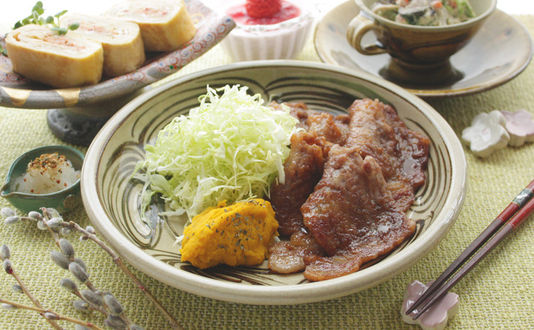 リクエスト多数の基本料理レッスン。豚生姜焼き&出汁巻き卵は春弁当にも◎