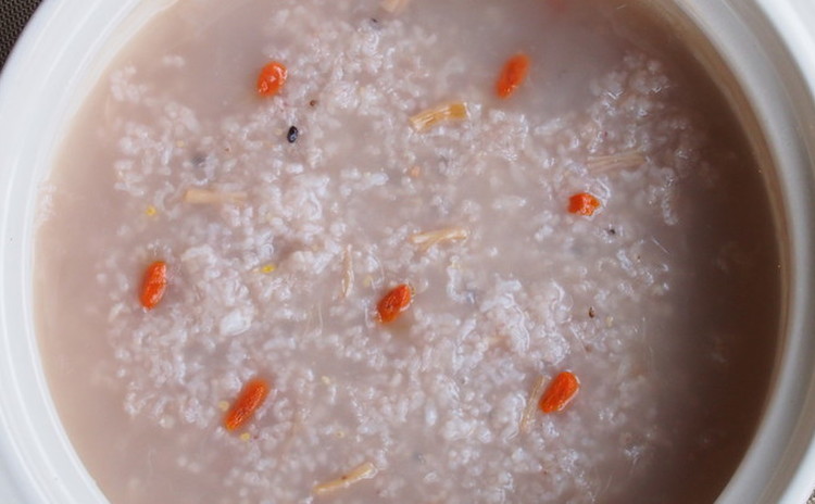 本格中華!ブリの豆鼓炒め、カニ玉、干し貝柱とクコの実の十五穀がゆ等