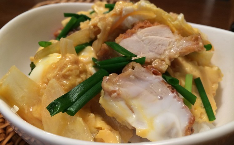 リクエストメニュー☆親子丼アレンジのからあげ丼☆デザートは焼きりんご