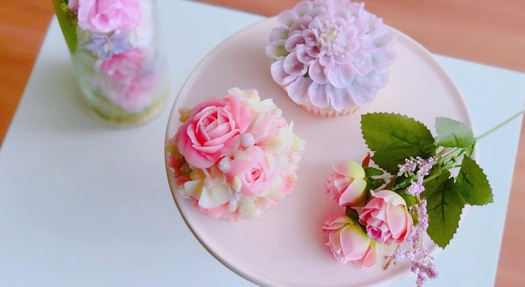 まるで生花のような透明感♡テキスト付きフラワーケーキ基礎レッスン