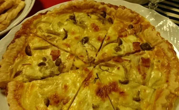 キッシュとワインのマリアージュ。休日ブランチ&昼飲みの会
