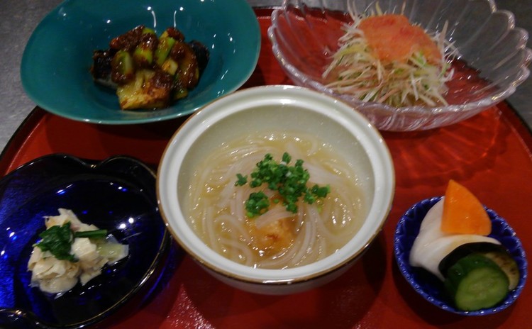 爽やかなトマト酢、作り置きして便利な食欲そそる鳥そぼろピリ辛味噌