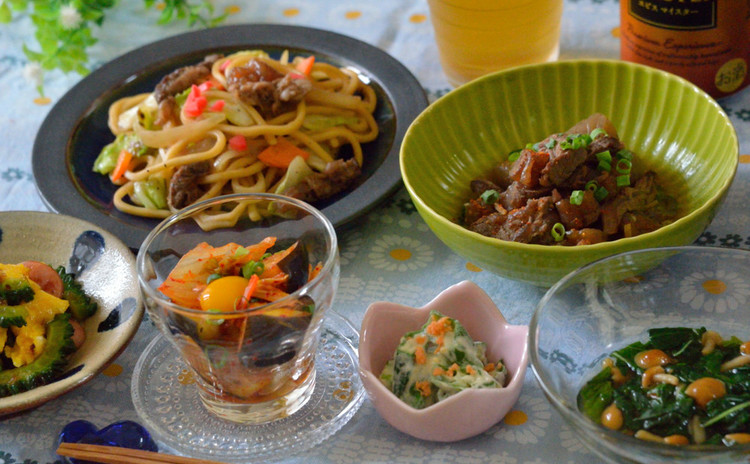 牛スジ煮込みをメインに♪夏野菜たっぷり「おうち居酒屋」の献立です♪