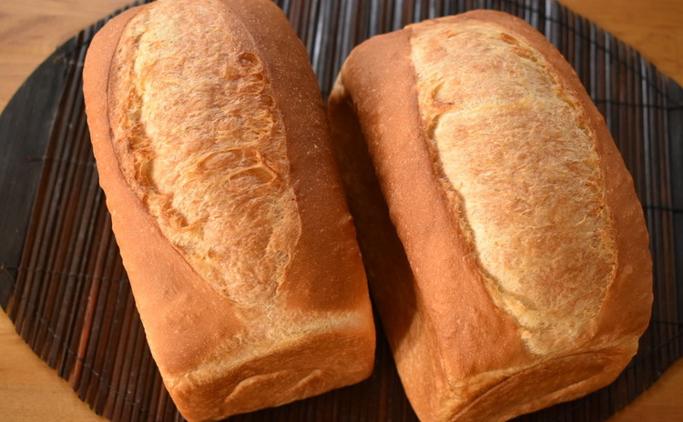 夏らしくフレッシュなハーブを使ってパン作りをしよう!