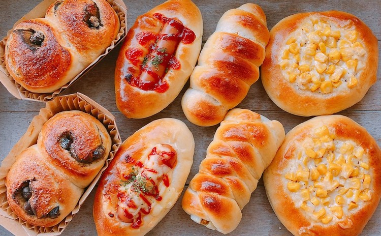🍞同じ生地で4種類のパンを作ろう!!3種類のお惣菜パン+豆パン