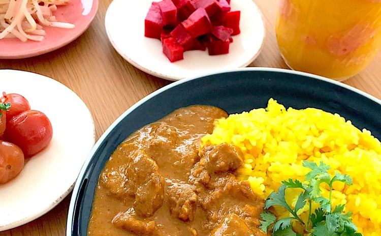 スパイスから作る欧風×アジアンの本格ココナッツチキンカレープレート
