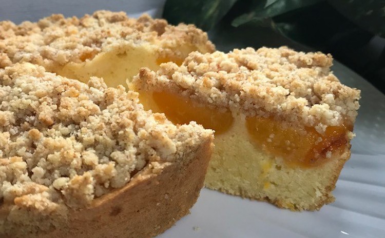 「アプリコットクランブルケーキ」秋の気配に焼き菓子を(17㎝丸1台)