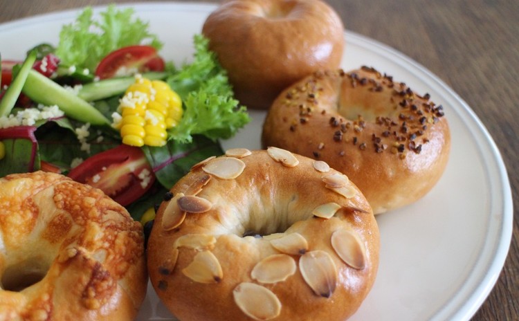 *天然酵母でbagel party!!*楽しくおいしく作りましょう!!6種類のベーグルとフルーツディップも作ります!(ランチ付)*インスタントドライイーストでの置き換えもお伝えできます*