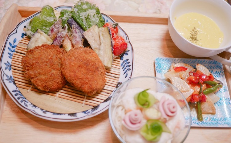愛され家庭料理メンチカツ、夏野菜の天ぷら、南蛮漬け