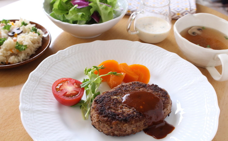 嫁活【ヨメカツ】 料理教室♪洋食の基本「ハンバーグ」