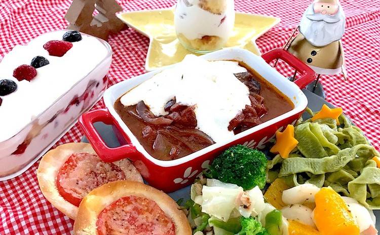 豚肩ロースの赤ワイン煮と手打ちパスタのクリスマスプレート全6品