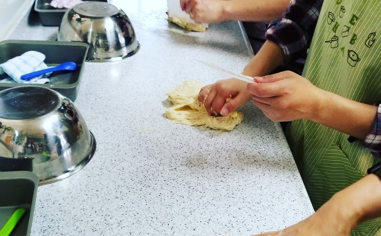 お子さま同室同伴★史上最高マーブルパンレッスン☆一次発酵中にカフェランチレッスン&食後は伝説の焙煎士の絶品珈琲【お土産つき】