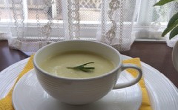 愛されモンブランも手作りで♪
生地もマロンクリームも満喫レシピ!