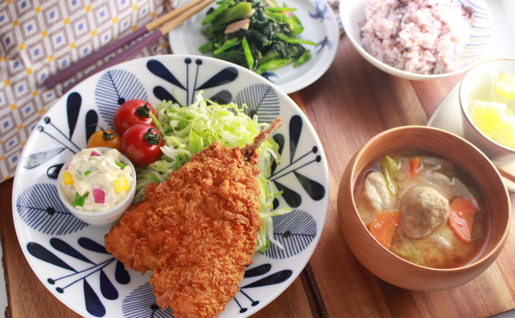 嫁活【ヨメカツ】 料理教室♪魚をさばいてみよう「アジフライ」