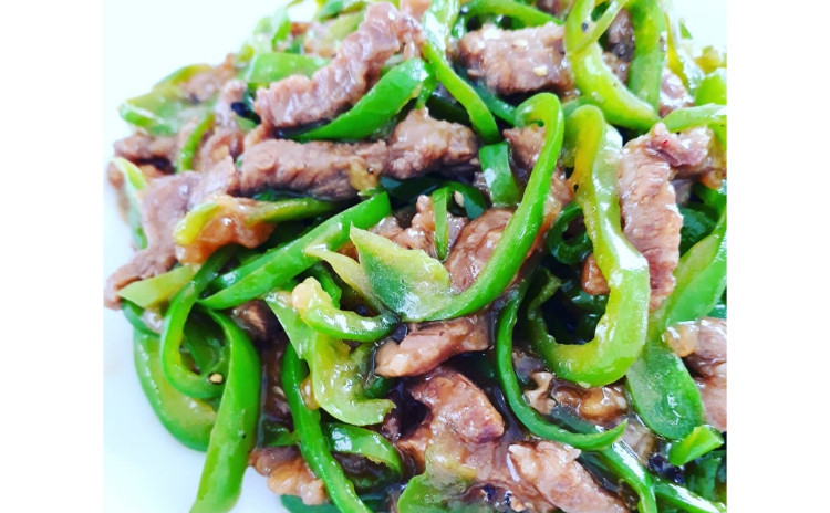 【砂糖不使用ヘルシー中華】シンプル青椒肉絲、トマトと卵の炒め物