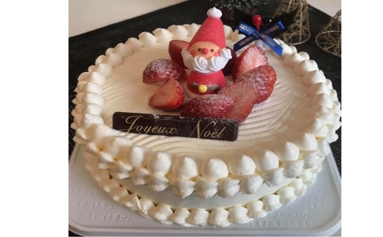 クリスマス 1ホールお持ち帰り!デコレーションケーキ