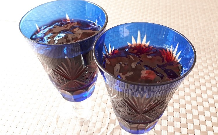 【Xmasはロシア料理で】きのこクリームの壺焼き風・毛皮のコートを着たニシン・ブリヌイ2種・デザート