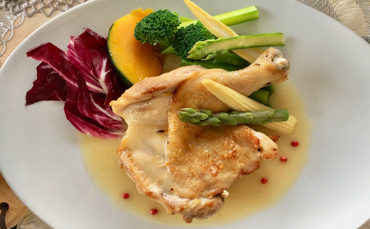 【スイーツorお土産付】コーンチーズ食パン1斤お持ち帰り♪ 本格フランス料理 ローストチキン~レモンバターソース~ ミネストローネ いちごのババロア