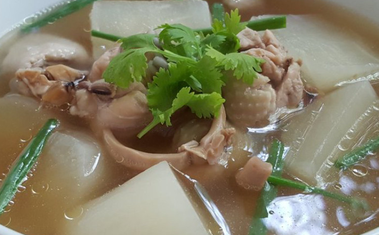辛くない美味しいタイ料理。冬の体に良い食材をたっぷり食べよう。誰にも絶品タイ料理が作れる。